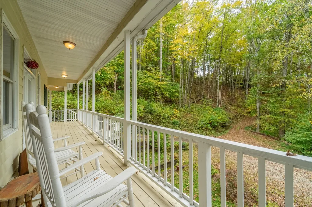 355 Trails End Lane Cullowhee NC 28723