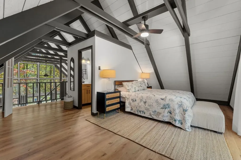 1917 West Christy Trail Sapphire NC 28774