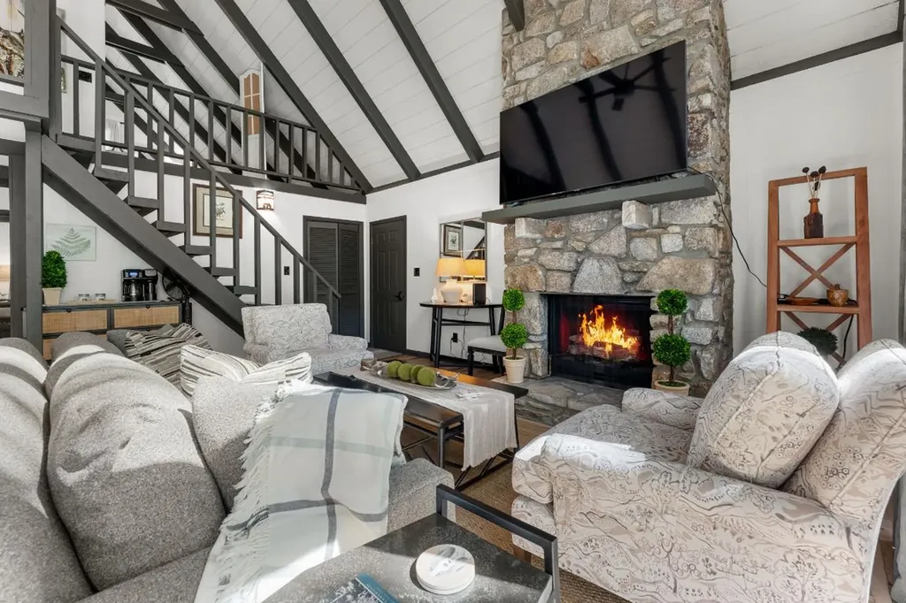 1917 West Christy Trail Sapphire NC 28774