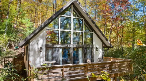 1917 West Christy Trail Sapphire NC 28774