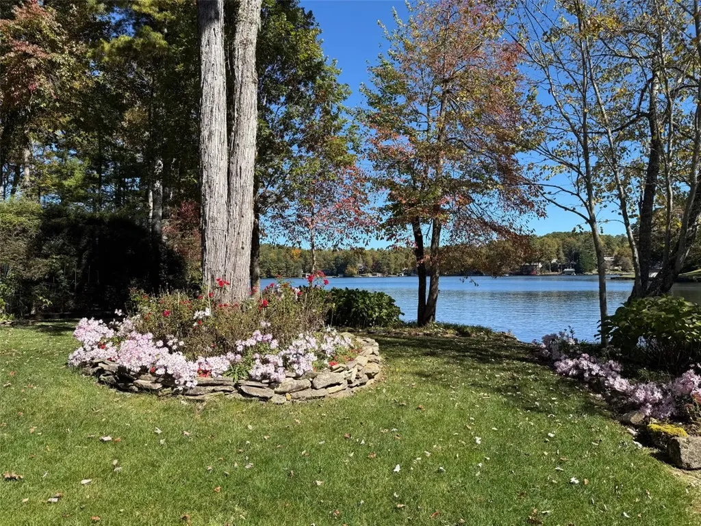 568 W Club Boulevard Lake Toxaway NC 28747