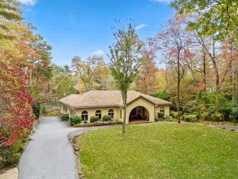 568 W Club Boulevard Lake Toxaway NC 28747