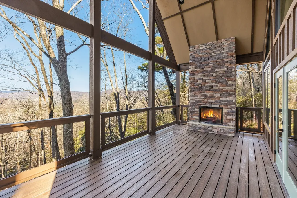 401 Windy Gap Lane Sapphire NC 28774