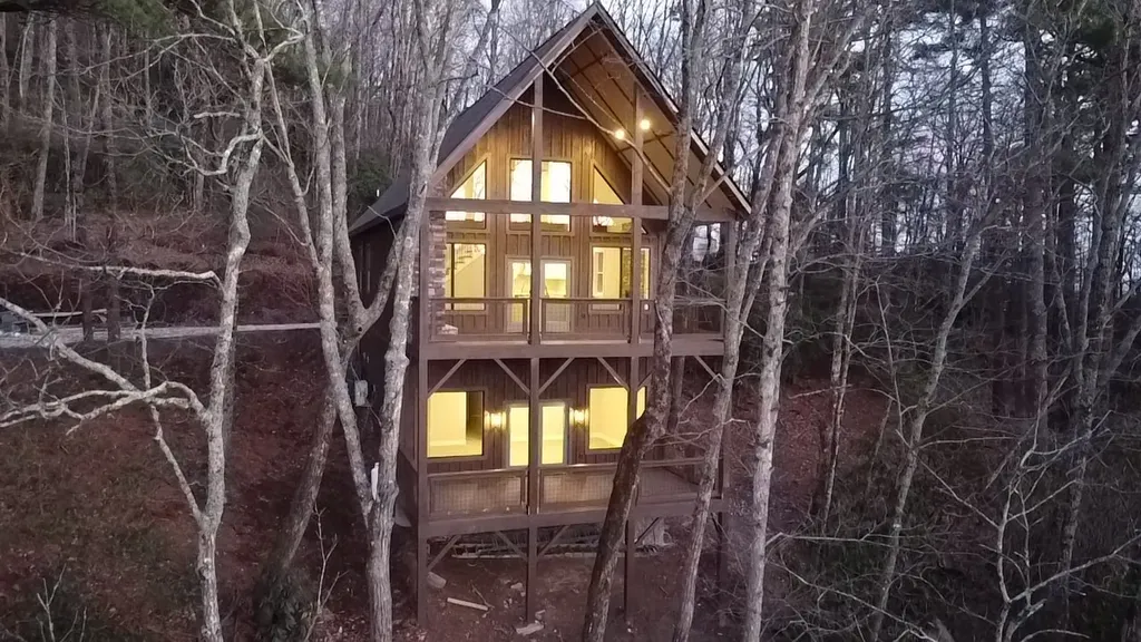 401 Windy Gap Lane Sapphire NC 28774