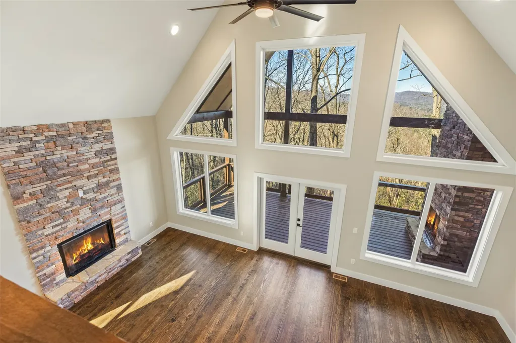 401 Windy Gap Lane Sapphire NC 28774