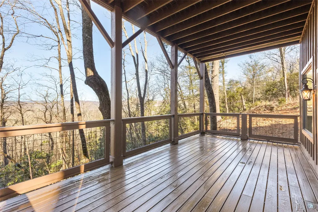 401 Windy Gap Lane Sapphire NC 28774