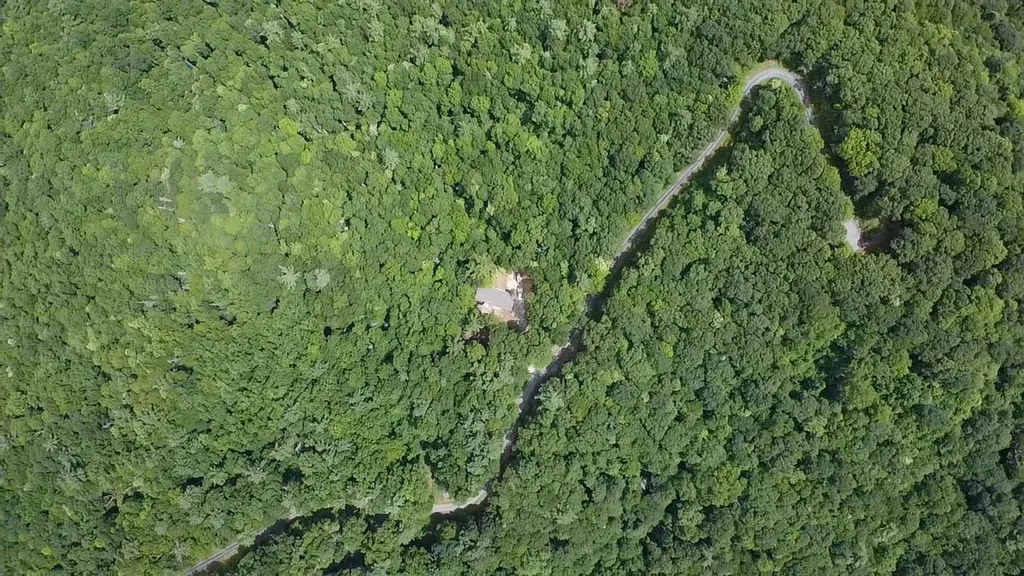 401 Windy Gap Lane Sapphire NC 28774