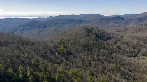 401 Windy Gap Lane Sapphire NC 28774