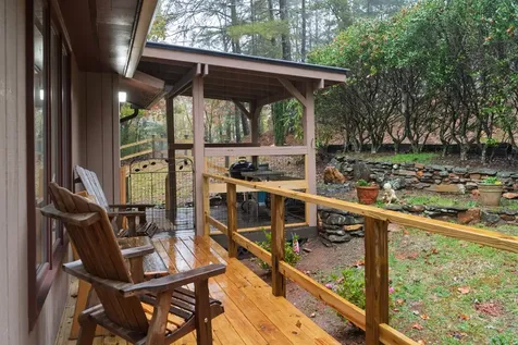 437 Ammons Road Franklin NC 28734