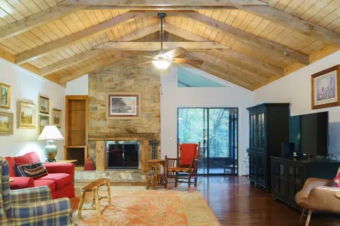 437 Ammons Road Franklin NC 28734