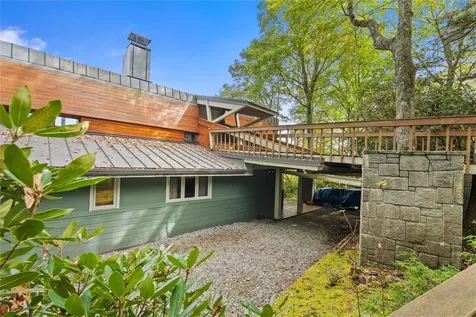 336 North Drive Highlands NC 28741