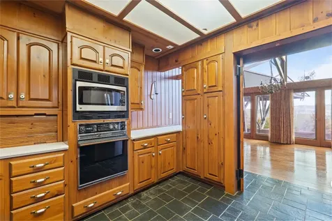 336 North Drive Highlands NC 28741