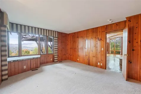 336 North Drive Highlands NC 28741