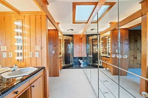 336 North Drive Highlands NC 28741