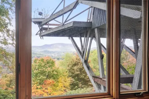 336 North Drive Highlands NC 28741