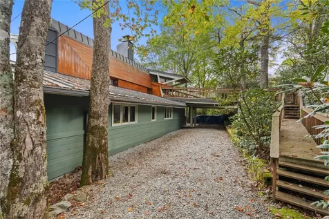 336 North Drive Highlands NC 28741