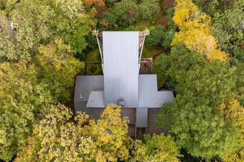 336 North Drive Highlands NC 28741