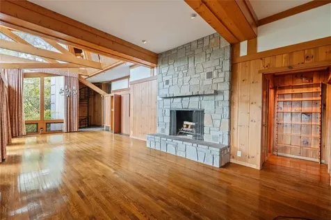 336 North Drive Highlands NC 28741