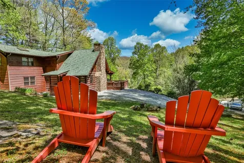 187 Papaw Lane Glenville NC 28736