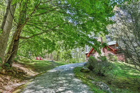 187 Papaw Lane Glenville NC 28736