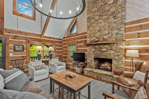 187 Papaw Lane Glenville NC 28736