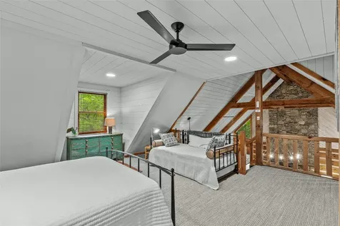 187 Papaw Lane Glenville NC 28736