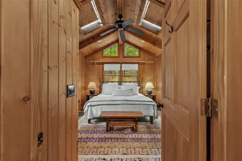 187 Papaw Lane Glenville NC 28736