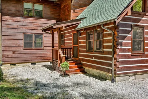 187 Papaw Lane Glenville NC 28736