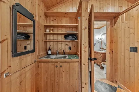 187 Papaw Lane Glenville NC 28736