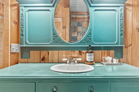 187 Papaw Lane Glenville NC 28736