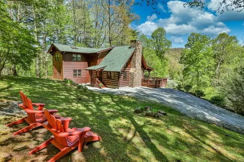 187 Papaw Lane Glenville NC 28736