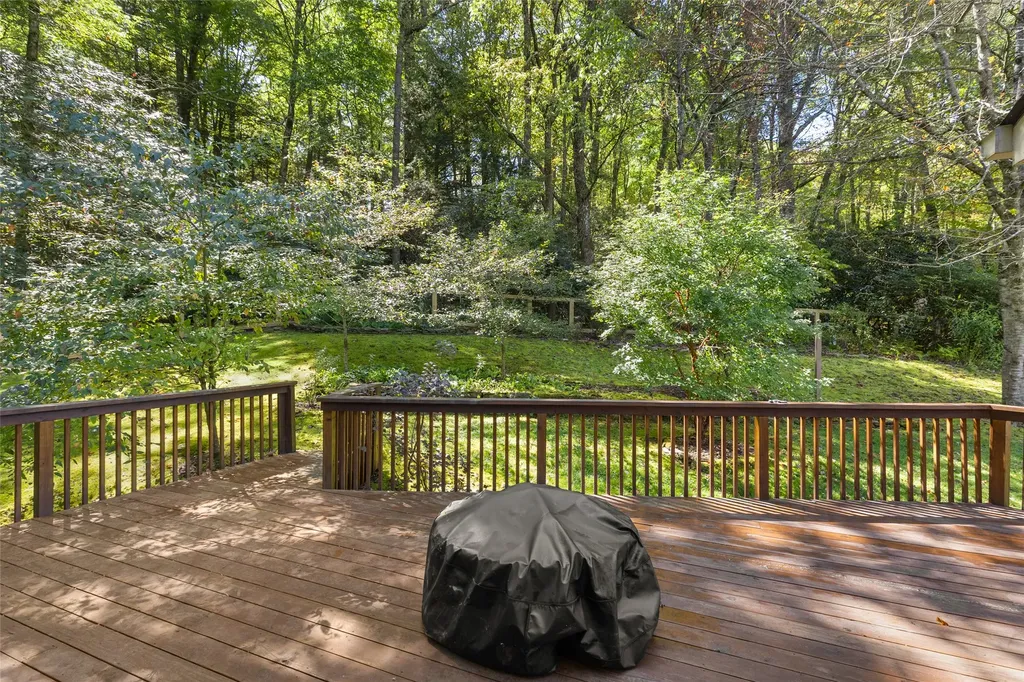 328 Webbmont Road Highlands NC 28741