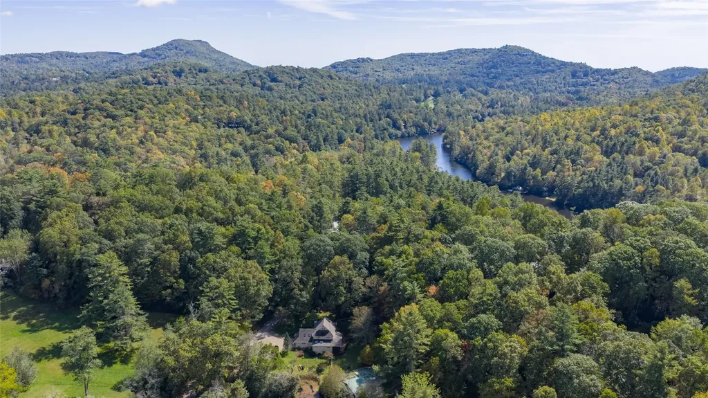 328 Webbmont Road Highlands NC 28741