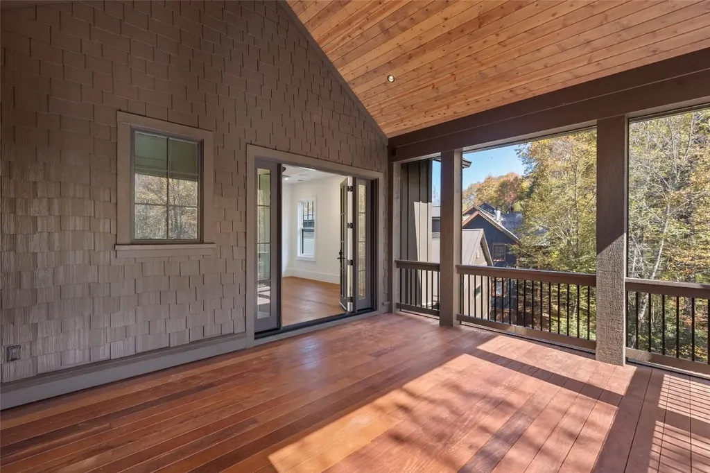 504 Birchwood Drive Highlands NC 28741