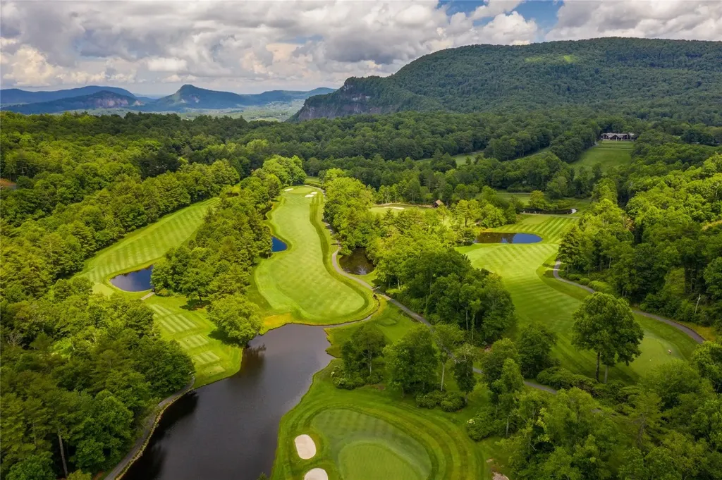 504 Birchwood Drive Highlands NC 28741