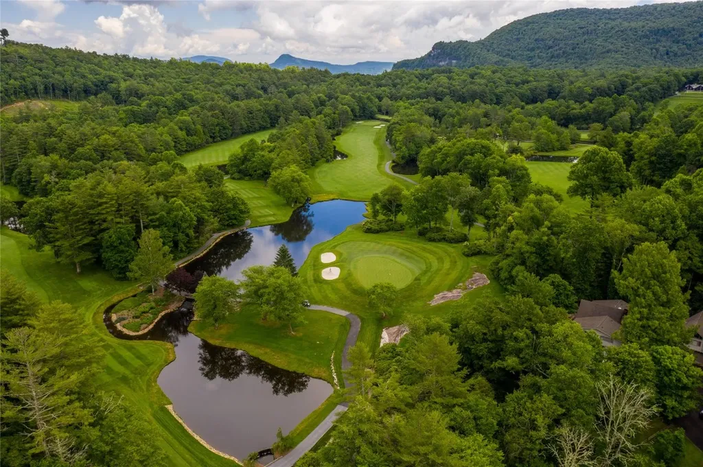 504 Birchwood Drive Highlands NC 28741