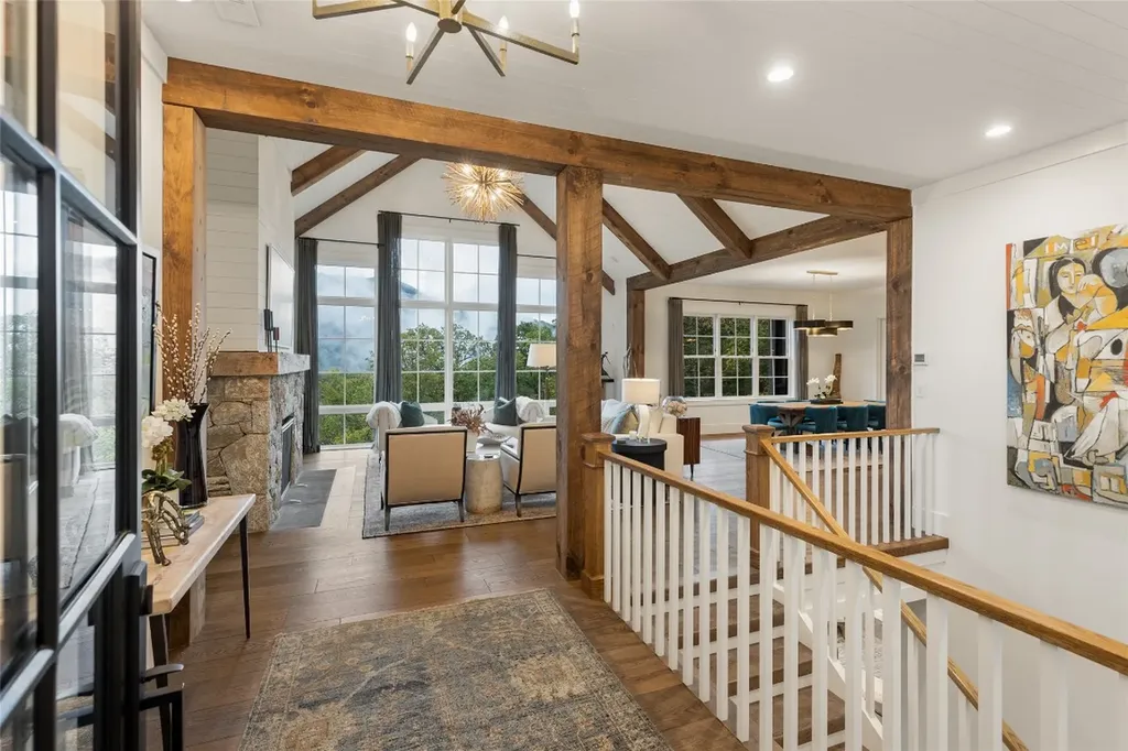 323 W. Falls Drive Sapphire NC 28774