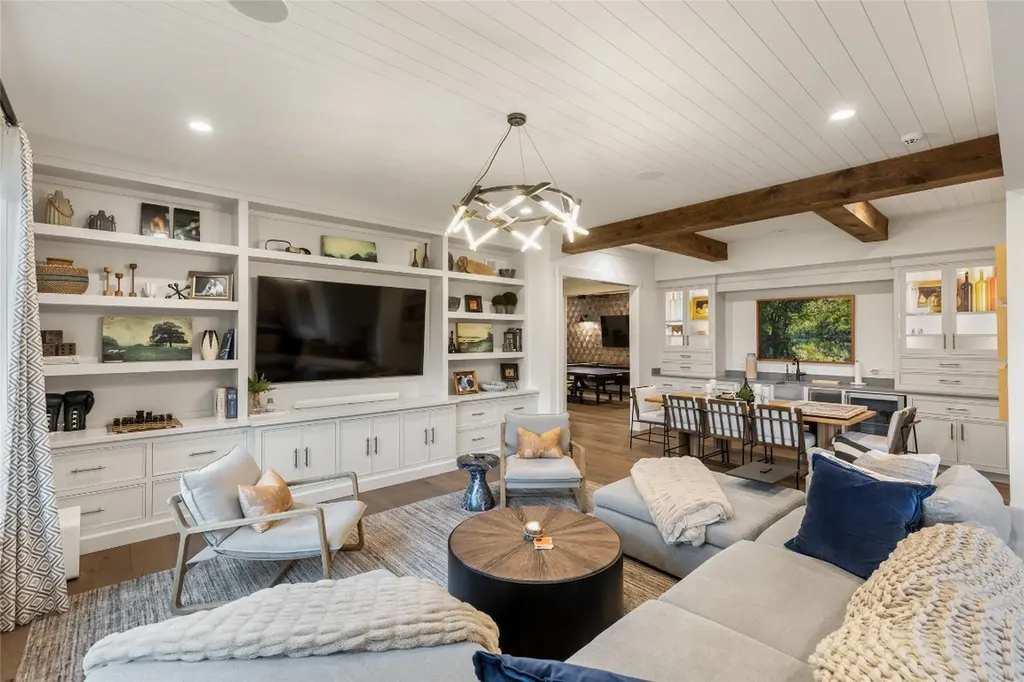 323 W. Falls Drive Sapphire NC 28774