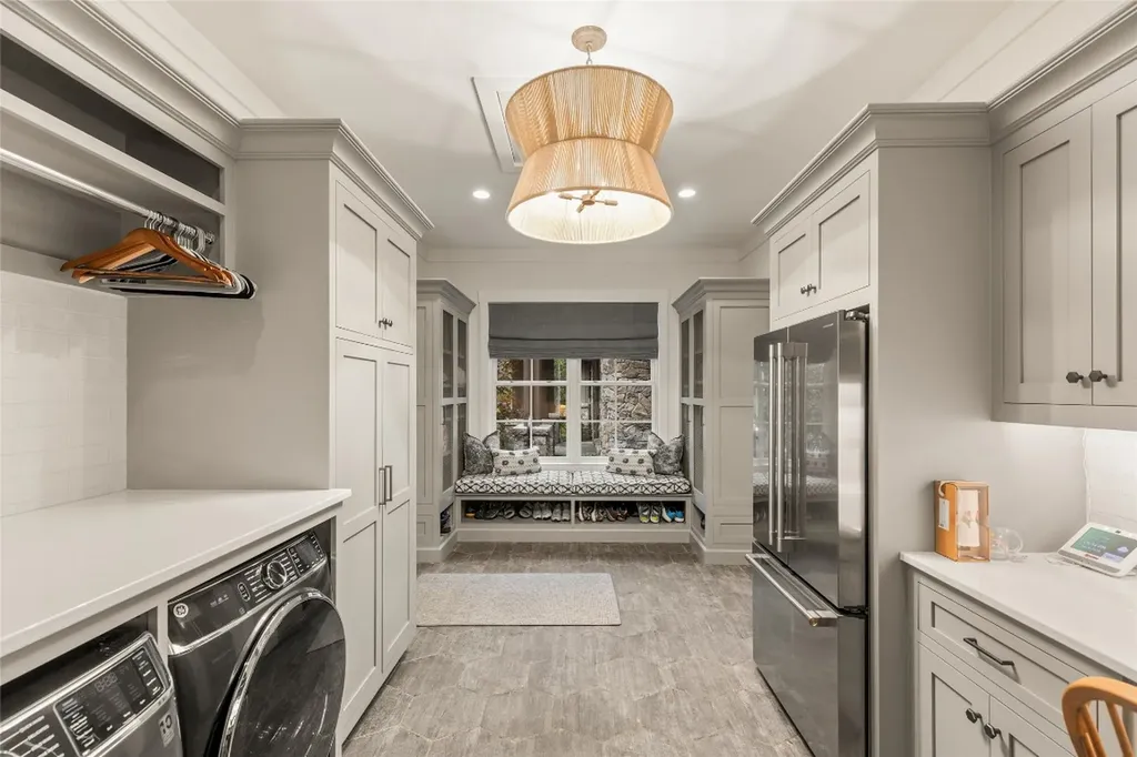 323 W. Falls Drive Sapphire NC 28774