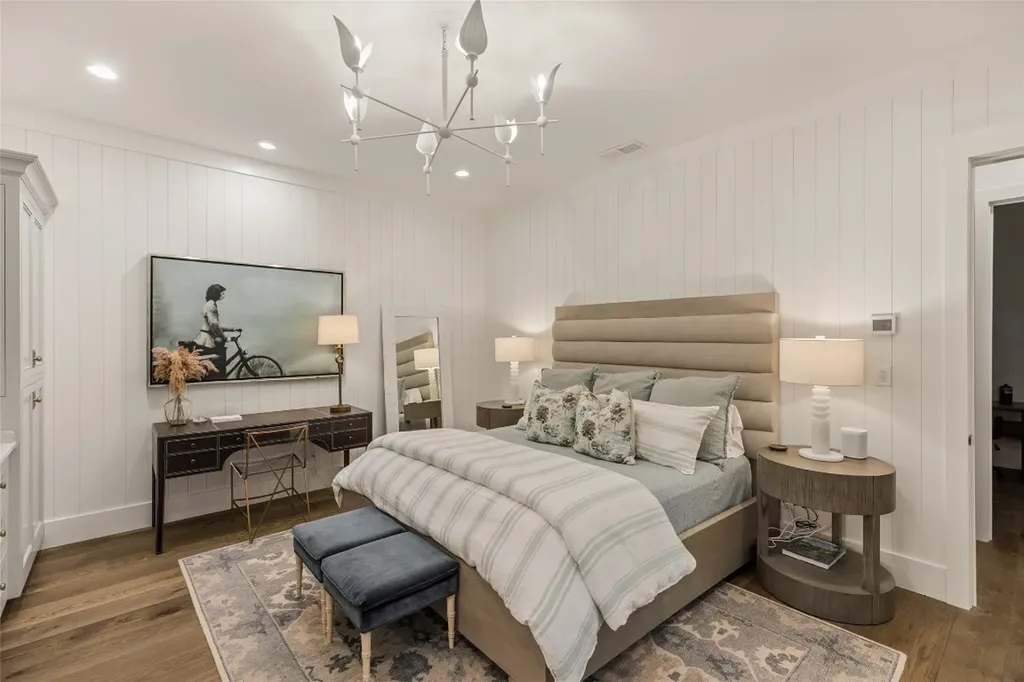 323 W. Falls Drive Sapphire NC 28774