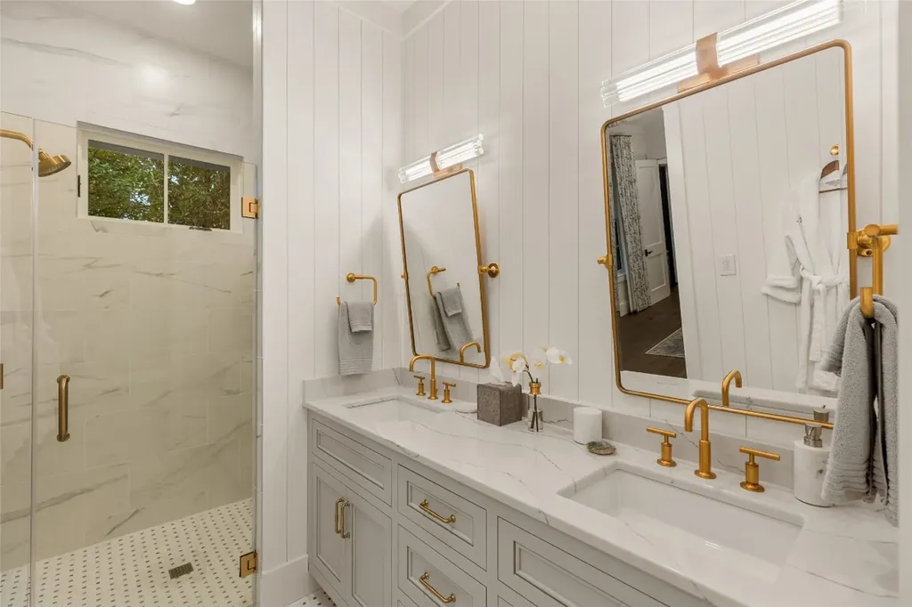 323 W. Falls Drive Sapphire NC 28774