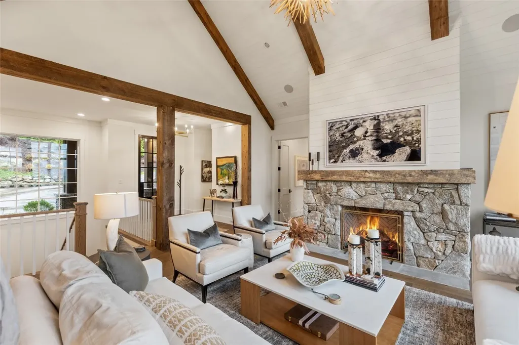 323 W. Falls Drive Sapphire NC 28774