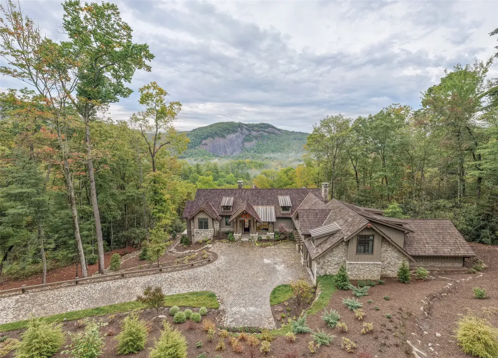 323 W. Falls Drive Sapphire NC 28774