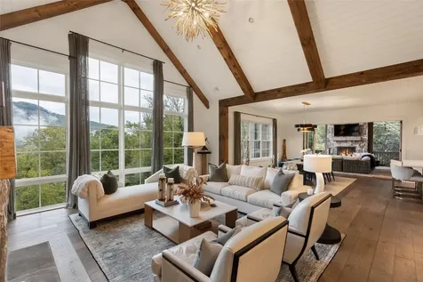 323 W. Falls Drive Sapphire NC 28774