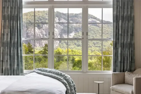 323 W. Falls Drive Sapphire NC 28774