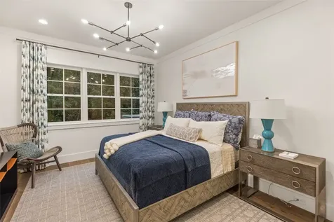 323 W. Falls Drive Sapphire NC 28774