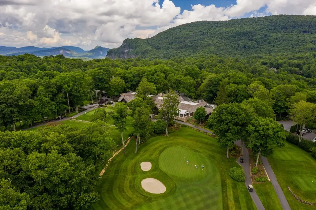 498 Birchwood Drive Highlands NC 29871