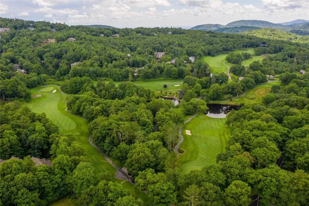 498 Birchwood Drive Highlands NC 29871