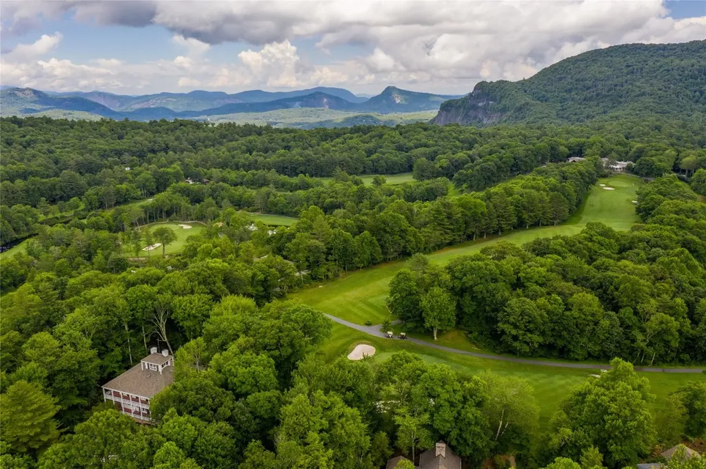 498 Birchwood Drive Highlands NC 29871