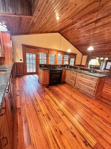 1292 Leonard Road Highlands NC 28741